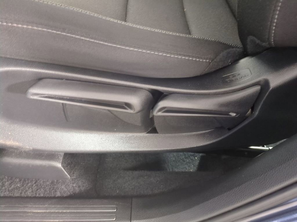 Used 2023 Honda CR-V LX image 22