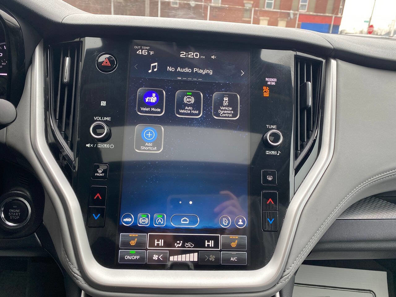 Used 2025 Subaru Outback Premium w/ Popular Package #1A image 30