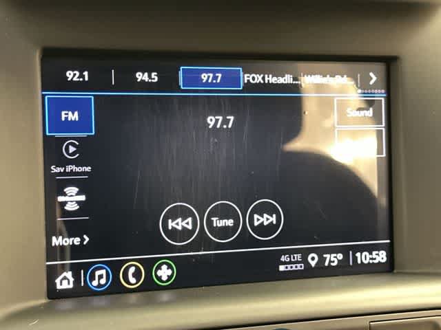 Used 2022 GMC Terrain SLE w/ Driver Convenience Package AWD/4WD image 11