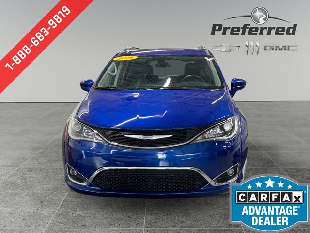 Used 2018 Chrysler Pacifica Touring-L w/ Tire & Wheel Group FWD image 12