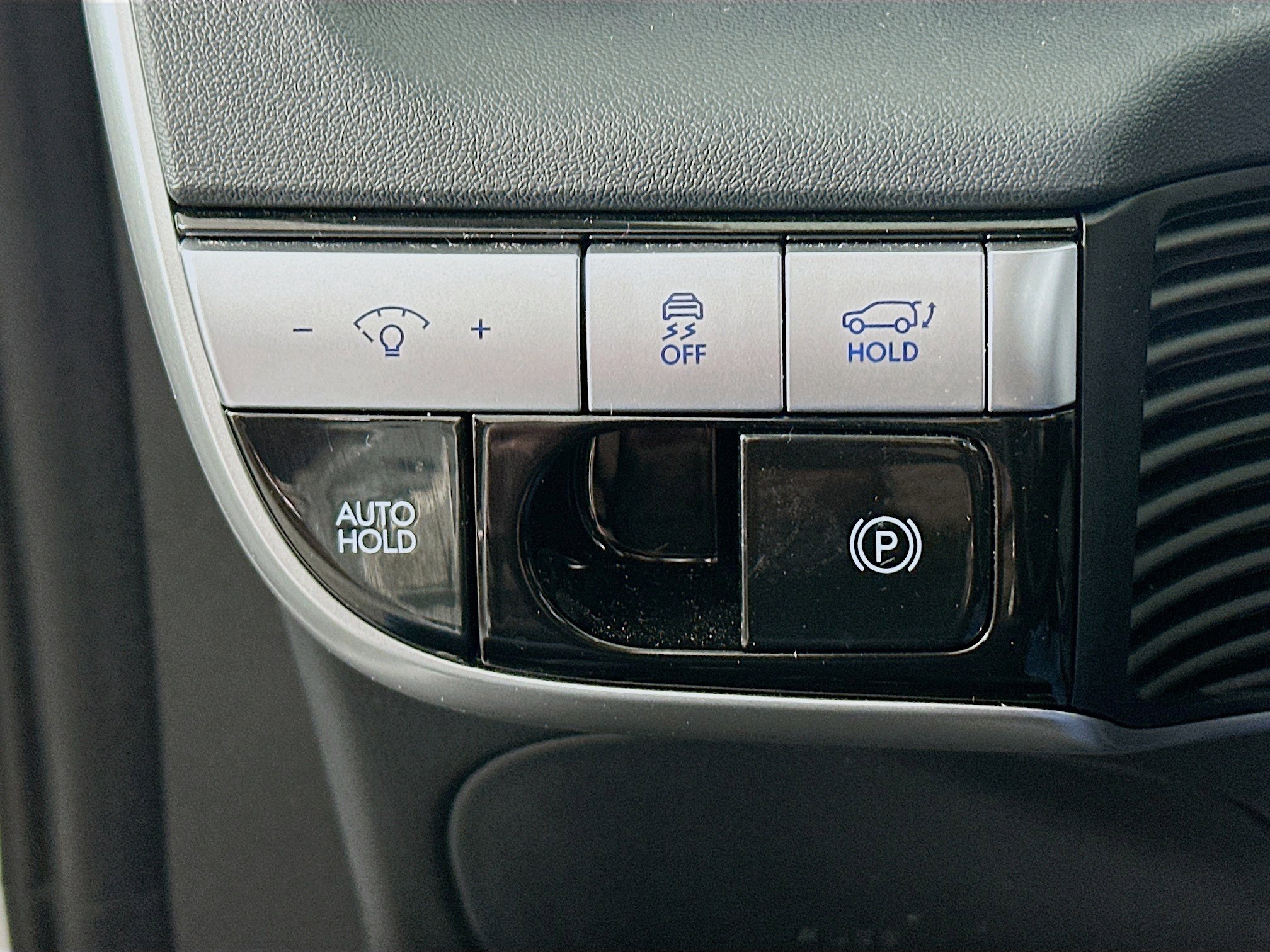 Used 2024 Hyundai Ioniq 5 SEL image 17