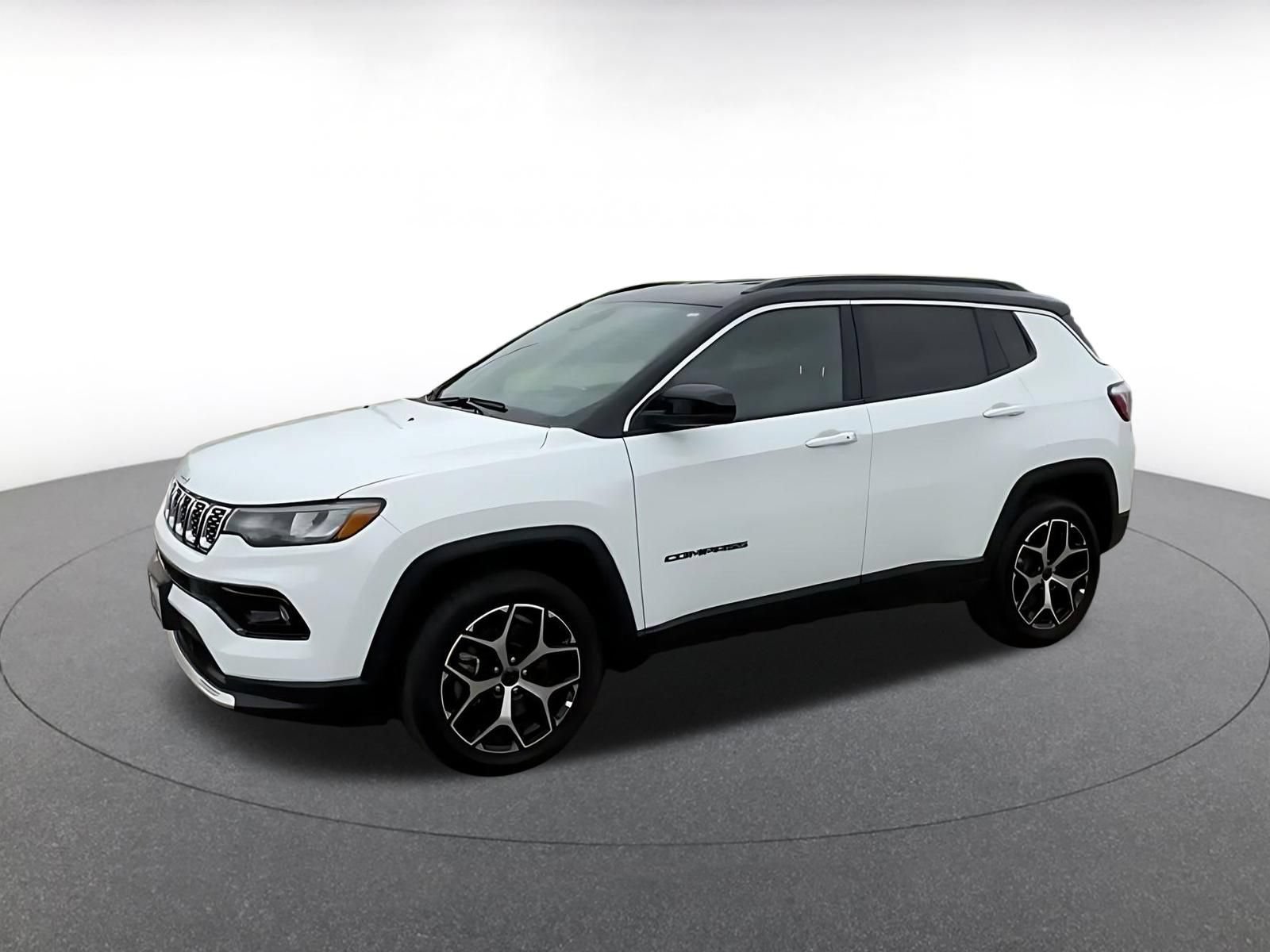 Used 2025 Jeep Compass Limited AWD/4WD image 7