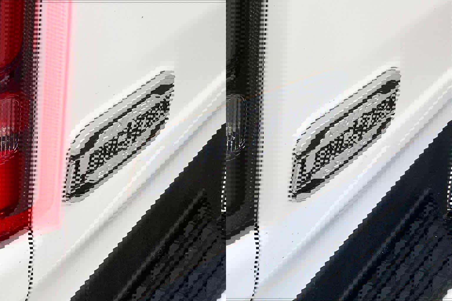 Used 2021 RAM 1500 Limited w/ Bed Utility Group image 10