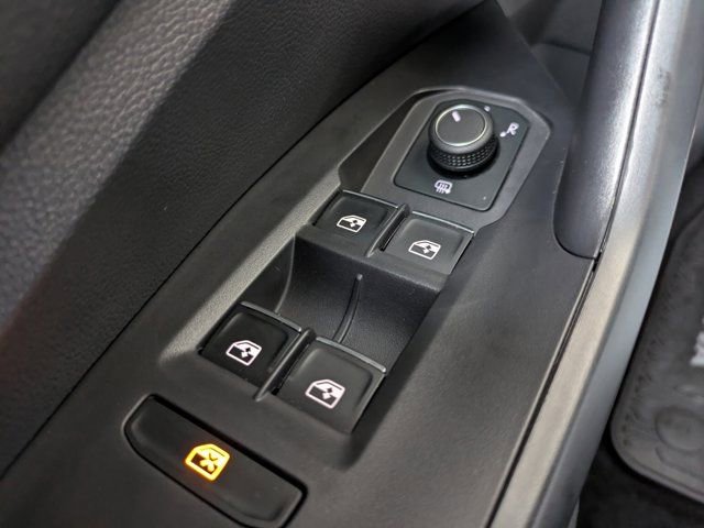 Used 2024 Volkswagen Jetta Sport image 19