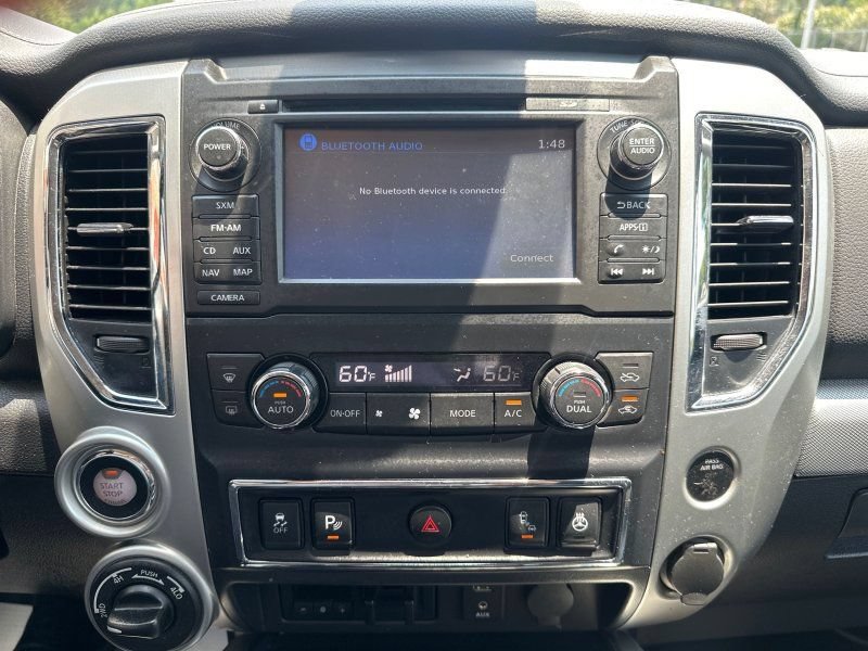 Used 2018 Nissan Titan PRO-4X w/ Pro-4x Convenience Package AWD/4WD image 21