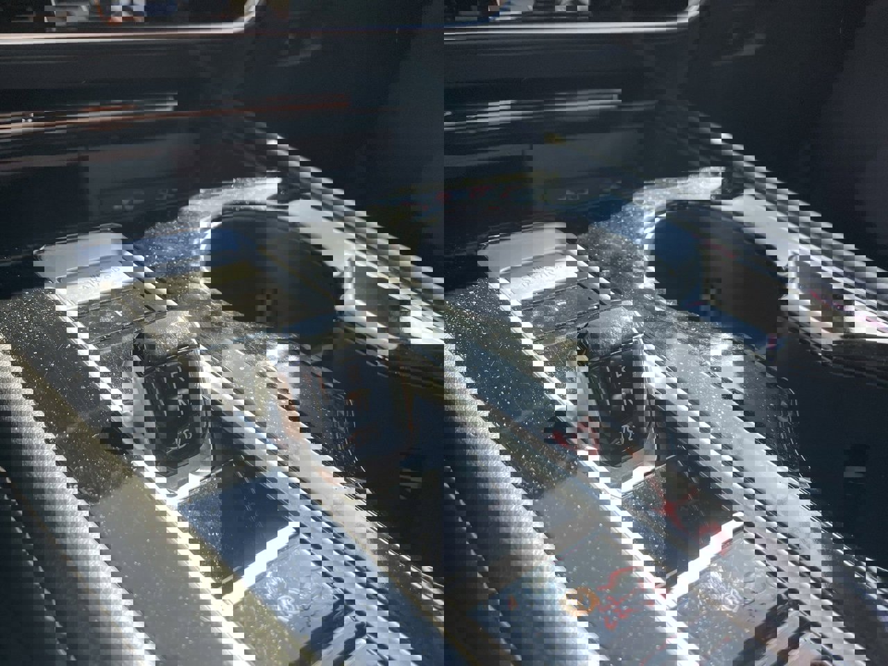 Used 2024 Volkswagen Atlas SE image 4