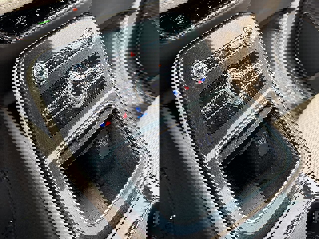 Used 2023 Lincoln Nautilus Reserve w/ Equipment Group 201A image 30