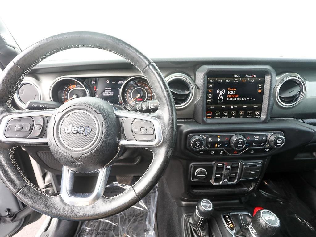Used 2023 Jeep Wrangler Sahara w/ Cold Weather Group image 13