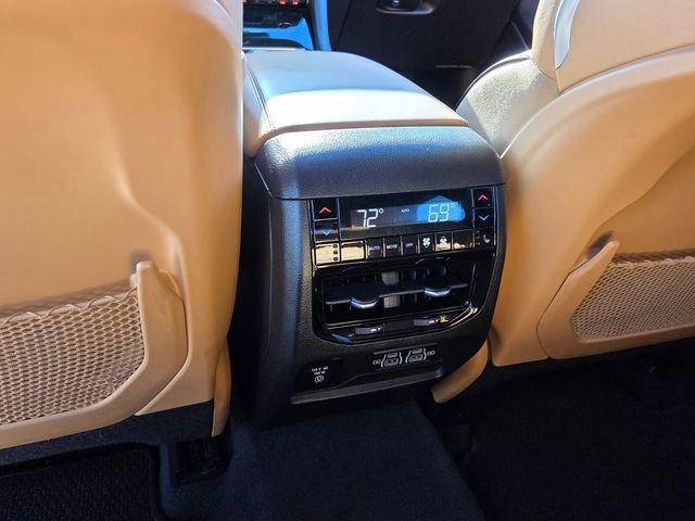 Certified 2022 Jeep Grand Cherokee Summit w/ Luxury Tech Group V image 18