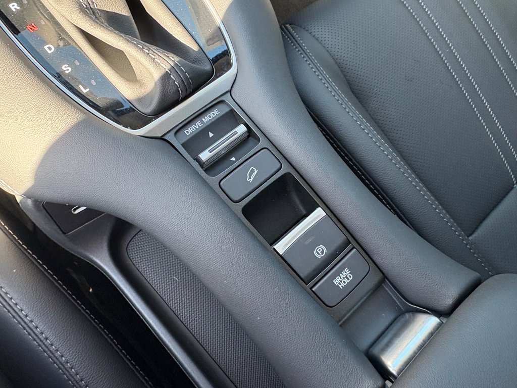 Certified 2026 Honda HR-V EX-L image 22