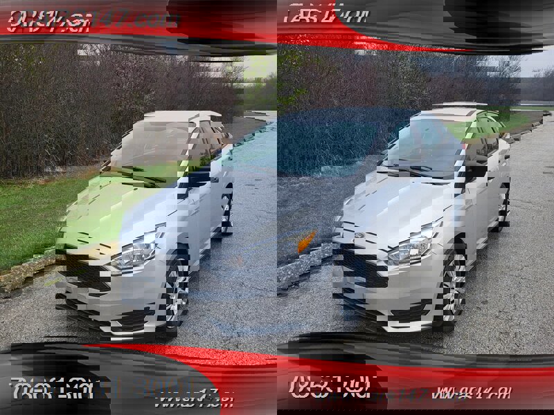 Used 2017 Ford Focus S image 1