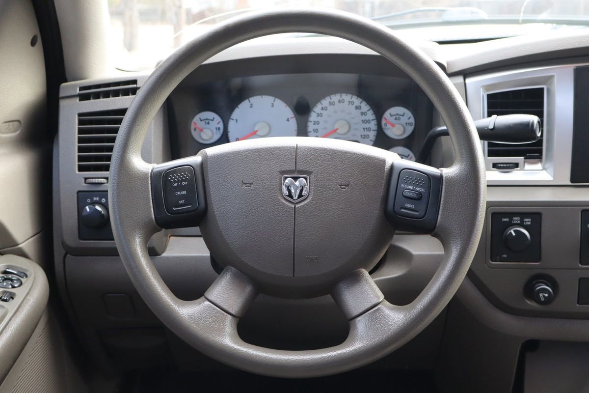 Used 2009 Dodge Ram 2500 Truck SLT image 18