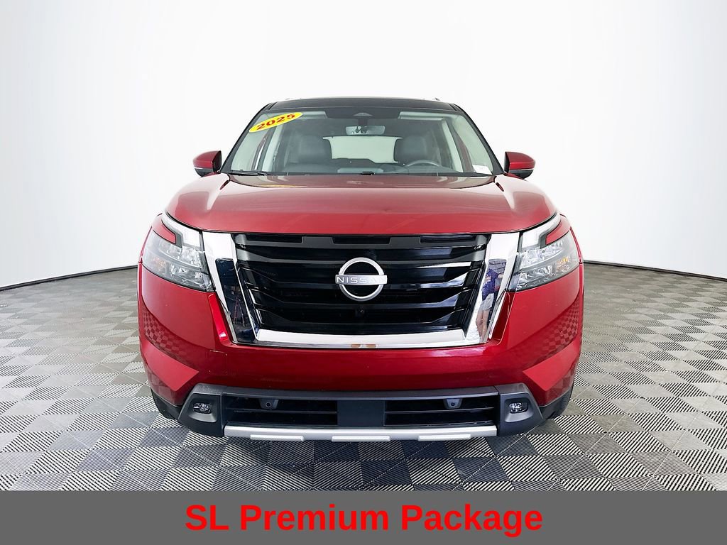 Certified 2025 Nissan Pathfinder SL w/ SL Premium Package image 5