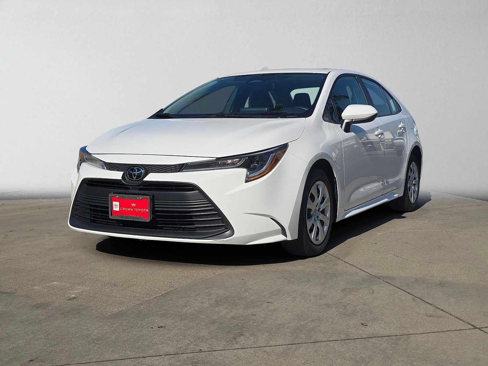 Certified 2025 Toyota Corolla LE FWD image 7