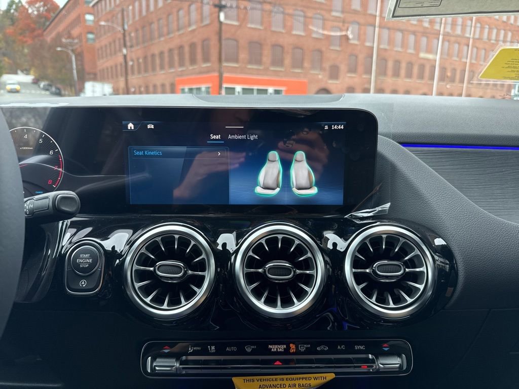 New 2026 Mercedes-Benz GLA 250 4MATIC image 31