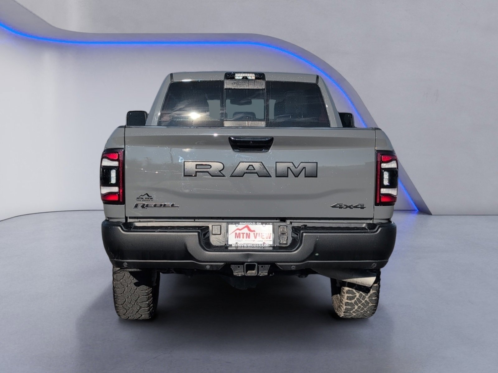 Used 2024 RAM 2500 Rebel w/ Towing Technology Group image 5