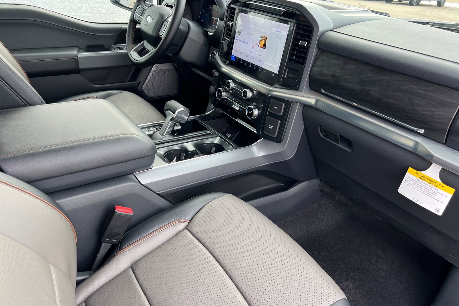 New 2025 Ford F150 Lariat w/ Equipment Group 501A Mid image 13