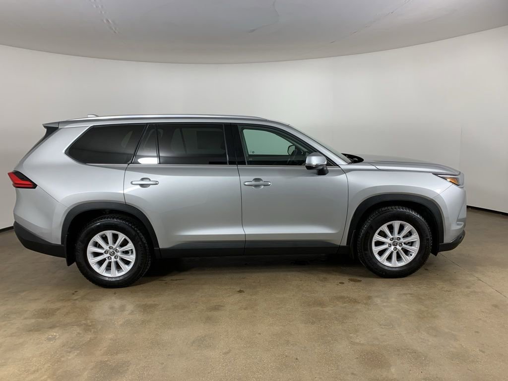 Used 2024 Toyota Grand Highlander AWD Hybrid image 7