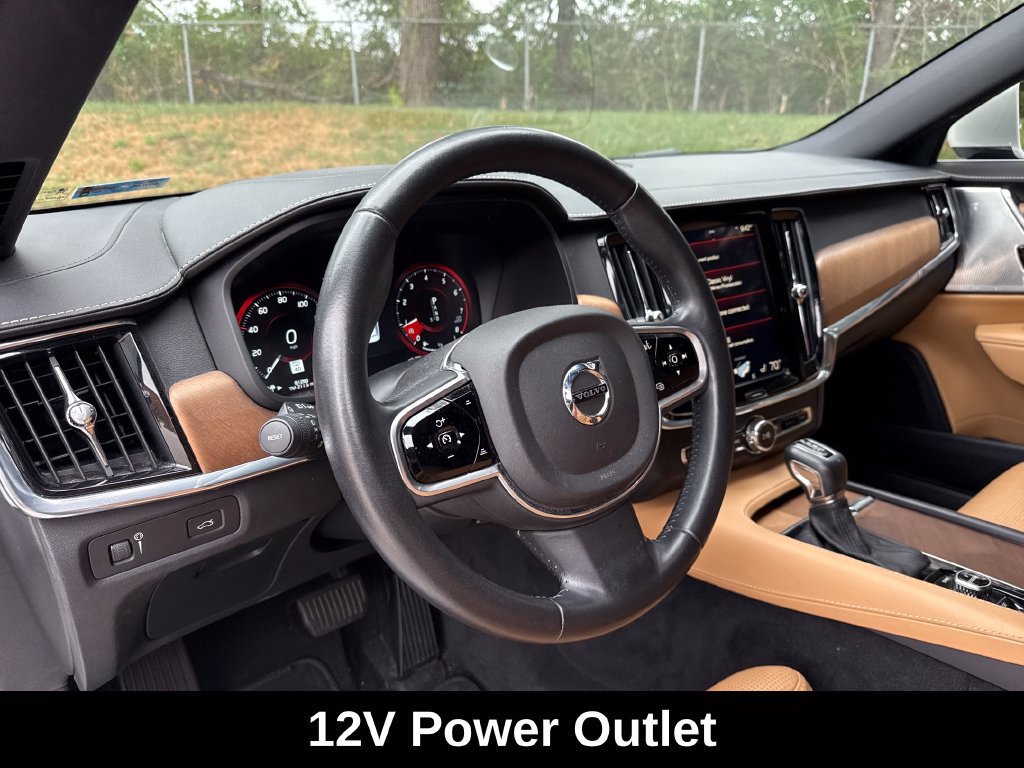 Used 2017 Volvo S90 T6 Inscription w/ Vision Package AWD/4WD image 16