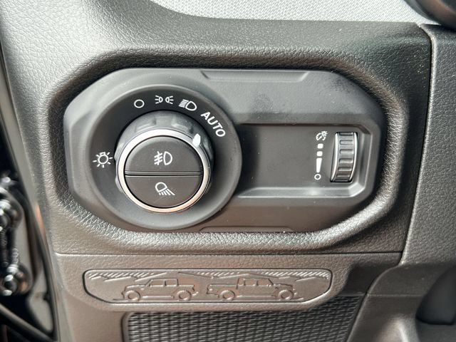 New 2025 Jeep Gladiator Sport AWD/4WD image 29