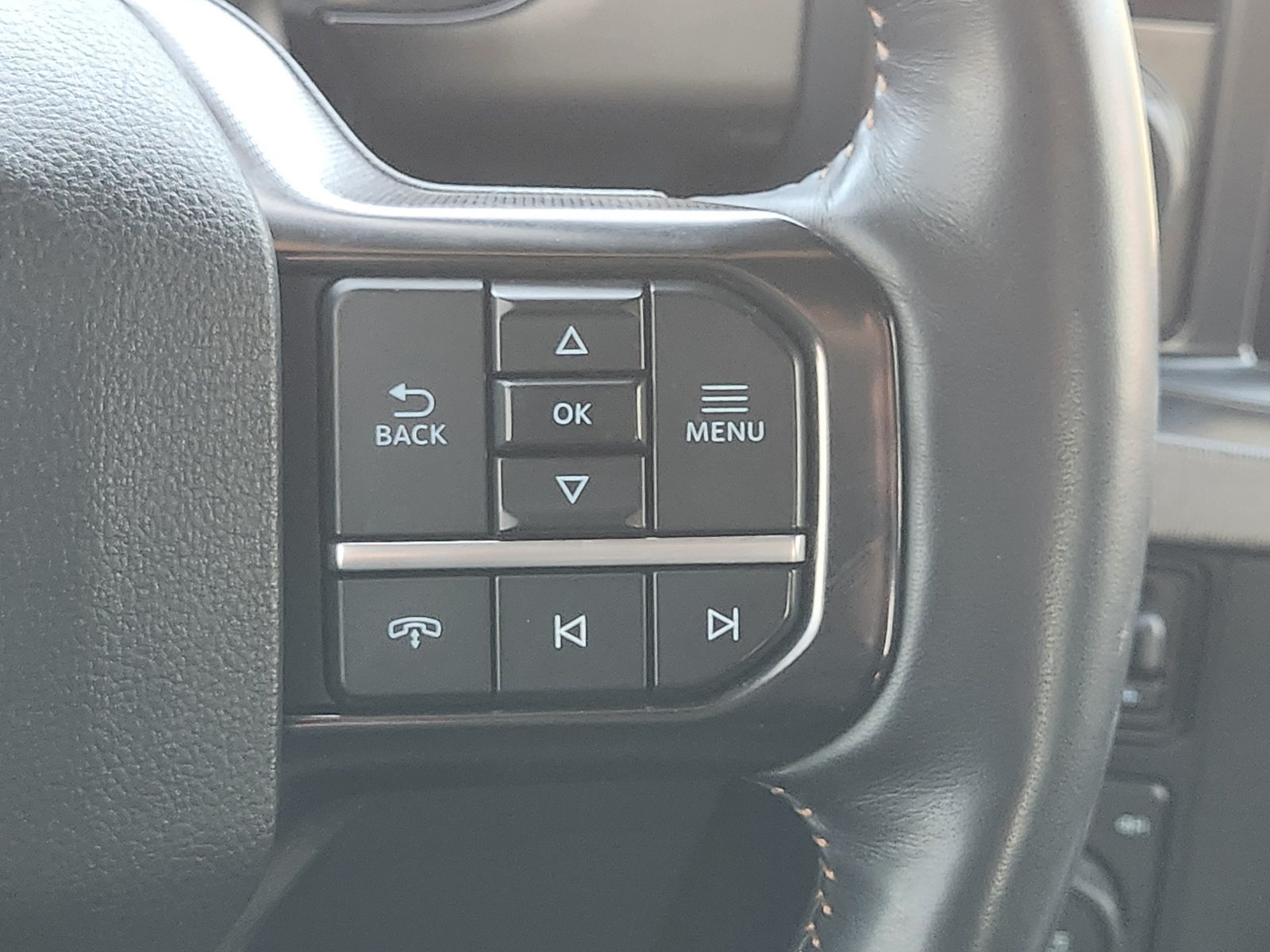 Certified 2024 Ford F450 Platinum w/ FX4 Off-Road Package AWD/4WD image 31