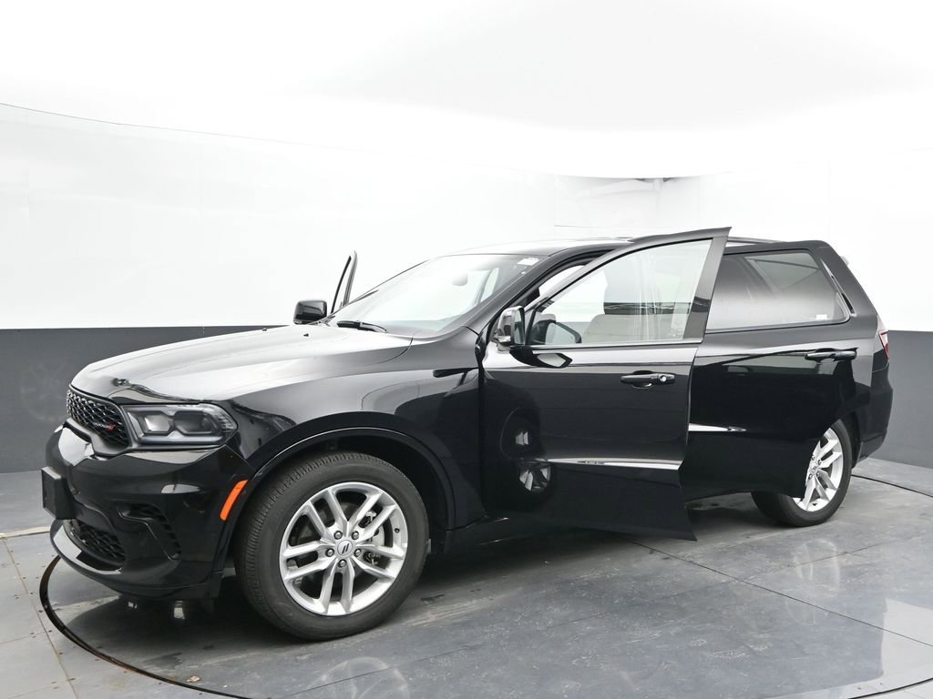 Used 2025 Dodge Durango GT image 47