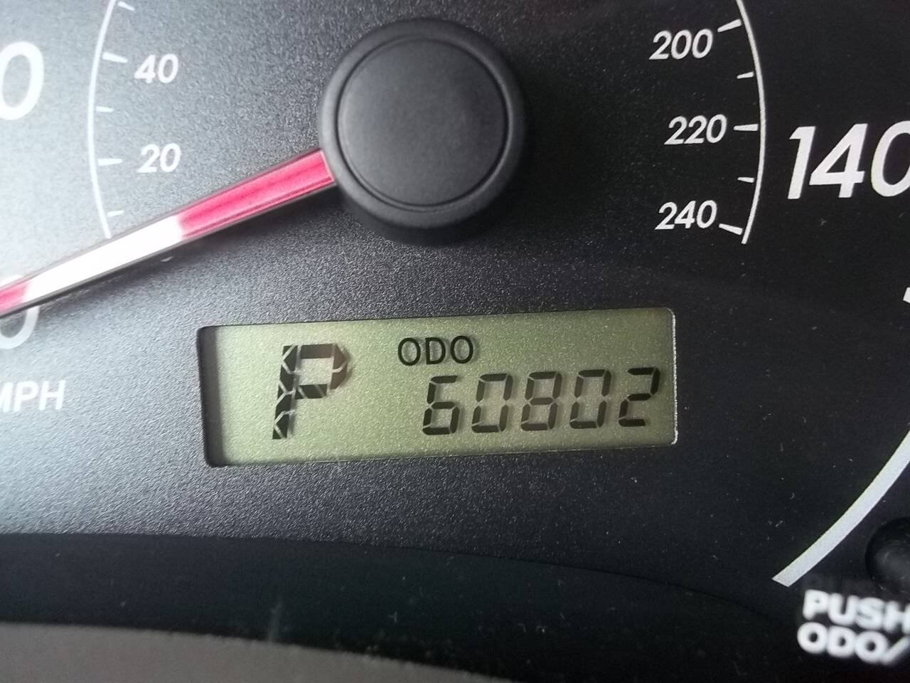 Used 2010 Toyota Corolla LE FWD image 18