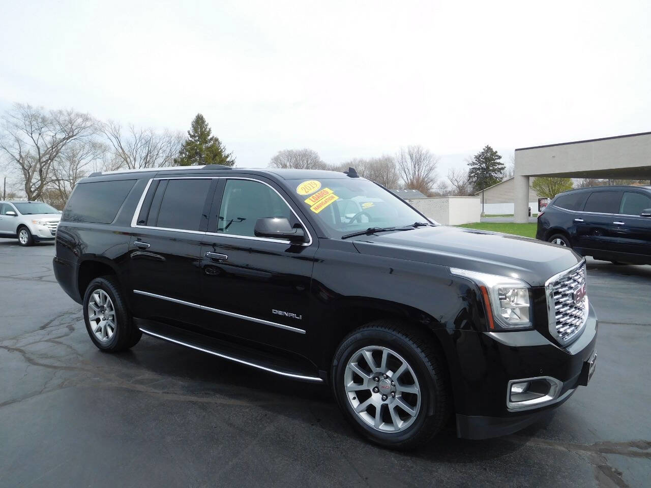 Used 2019 GMC Yukon XL Denali AWD/4WD image 4