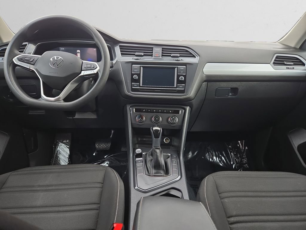 Used 2023 Volkswagen Tiguan S image 11