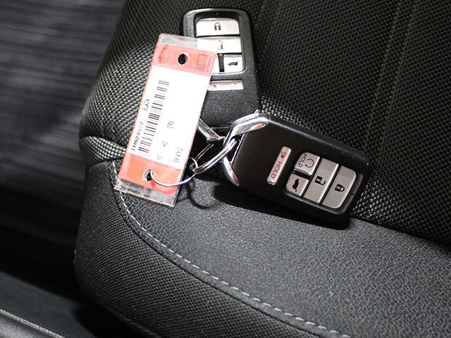 Used 2017 Honda CR-V EX image 18