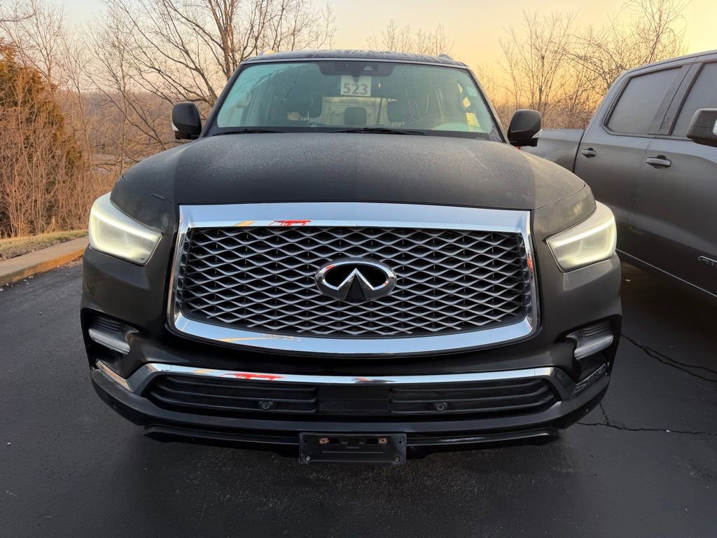 Used 2018 INFINITI QX80 4WD w/ Driver Assistance Package image 3