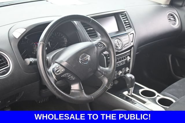 Used 2014 Nissan Pathfinder SV FWD image 11