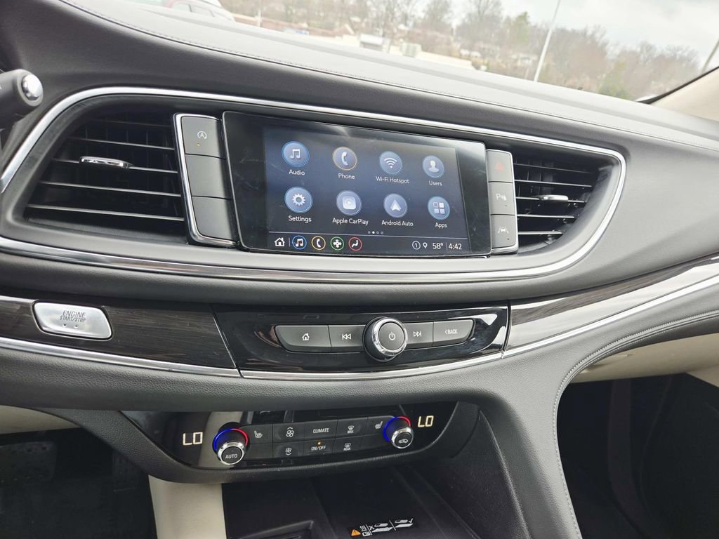 Used 2023 Buick Enclave Essence image 25
