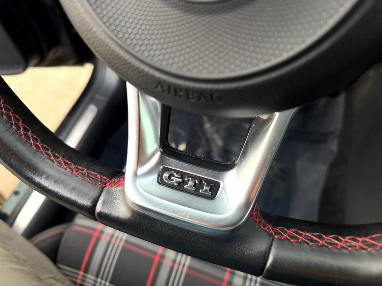 Used 2019 Volkswagen GTI Rabbit Edition image 37