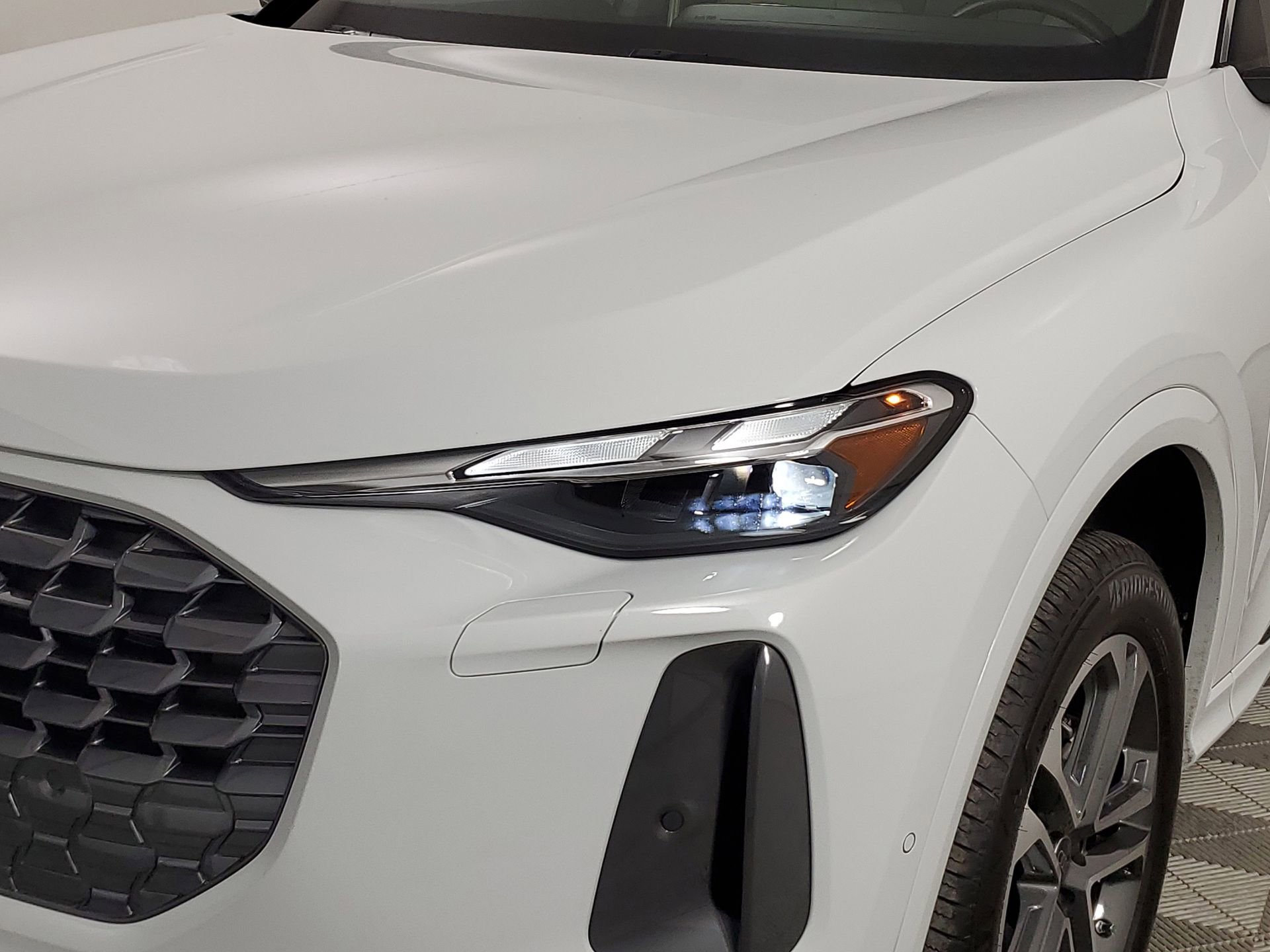 Certified 2025 Audi Q5 2.0T Premium image 16