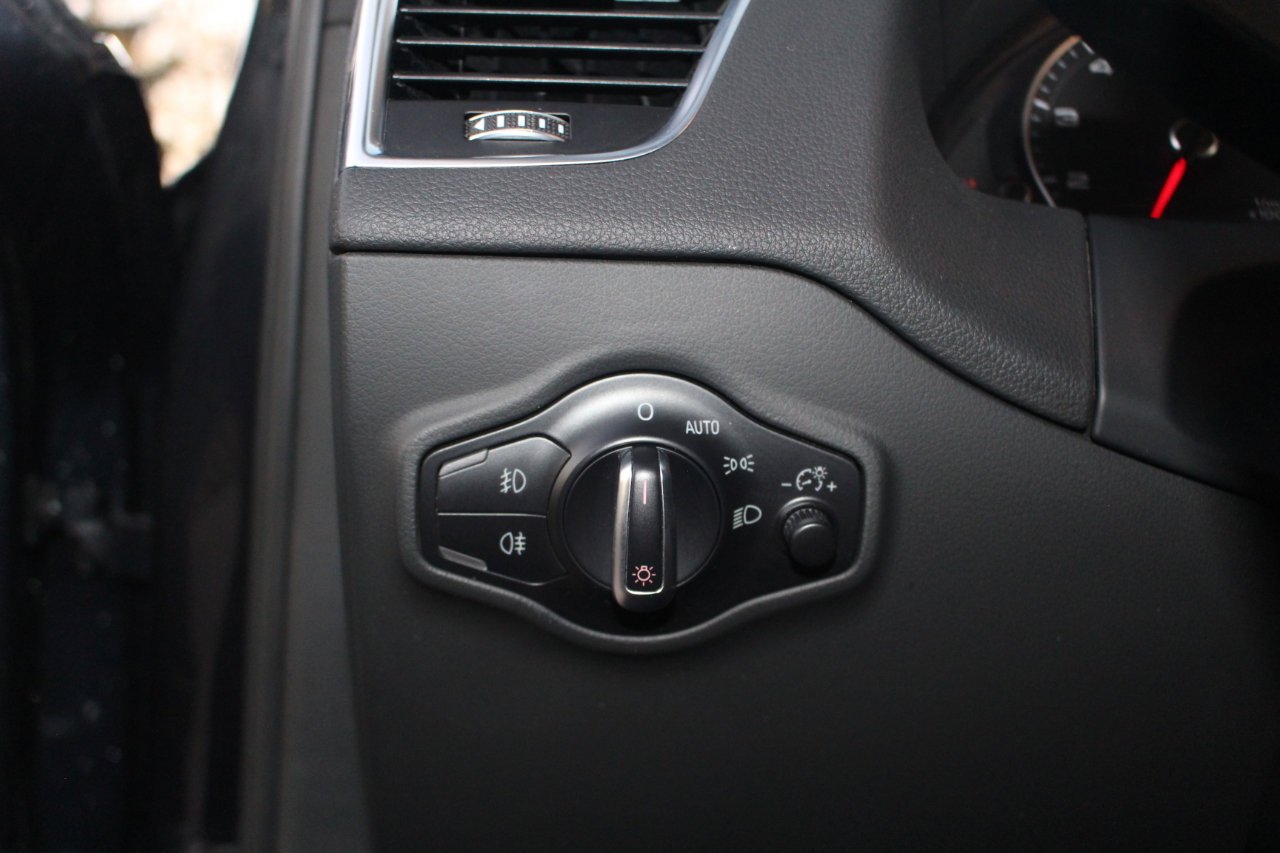 Used 2017 Audi Q5 2.0T Premium image 19