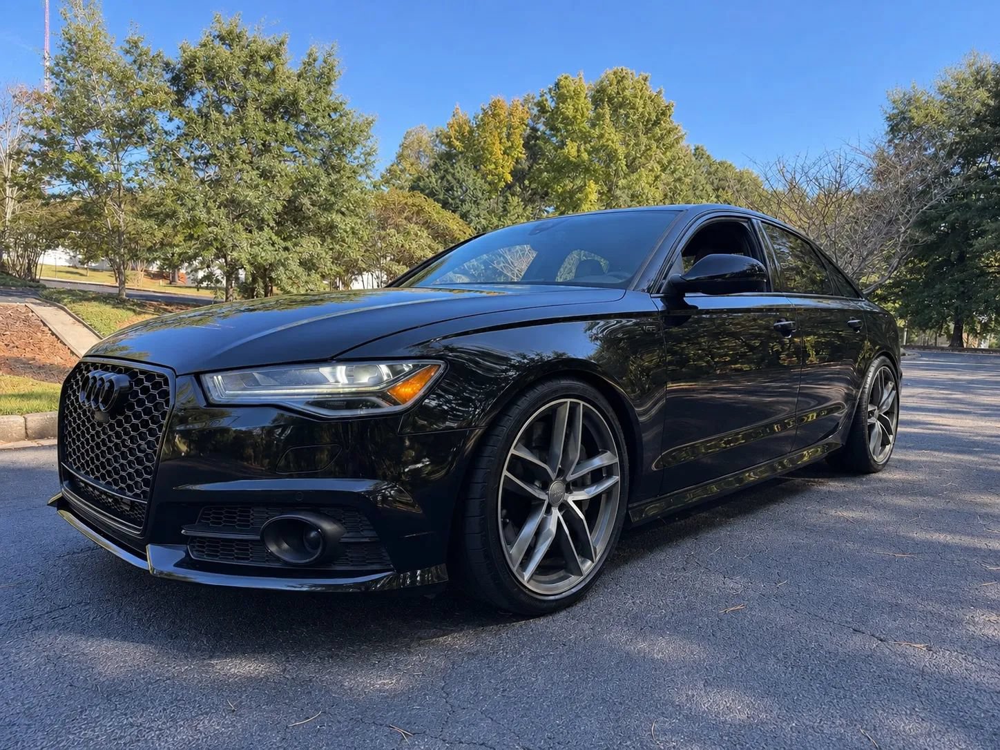 Used 2017 Audi S6 Premium Plus w/ Driver Assistance Package AWD/4WD image 3