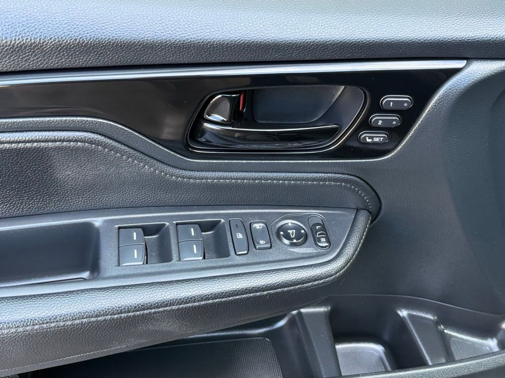 Used 2023 Honda Odyssey Touring image 17