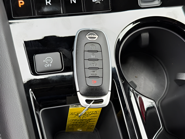Used 2025 Nissan Murano SV AWD/4WD image 11