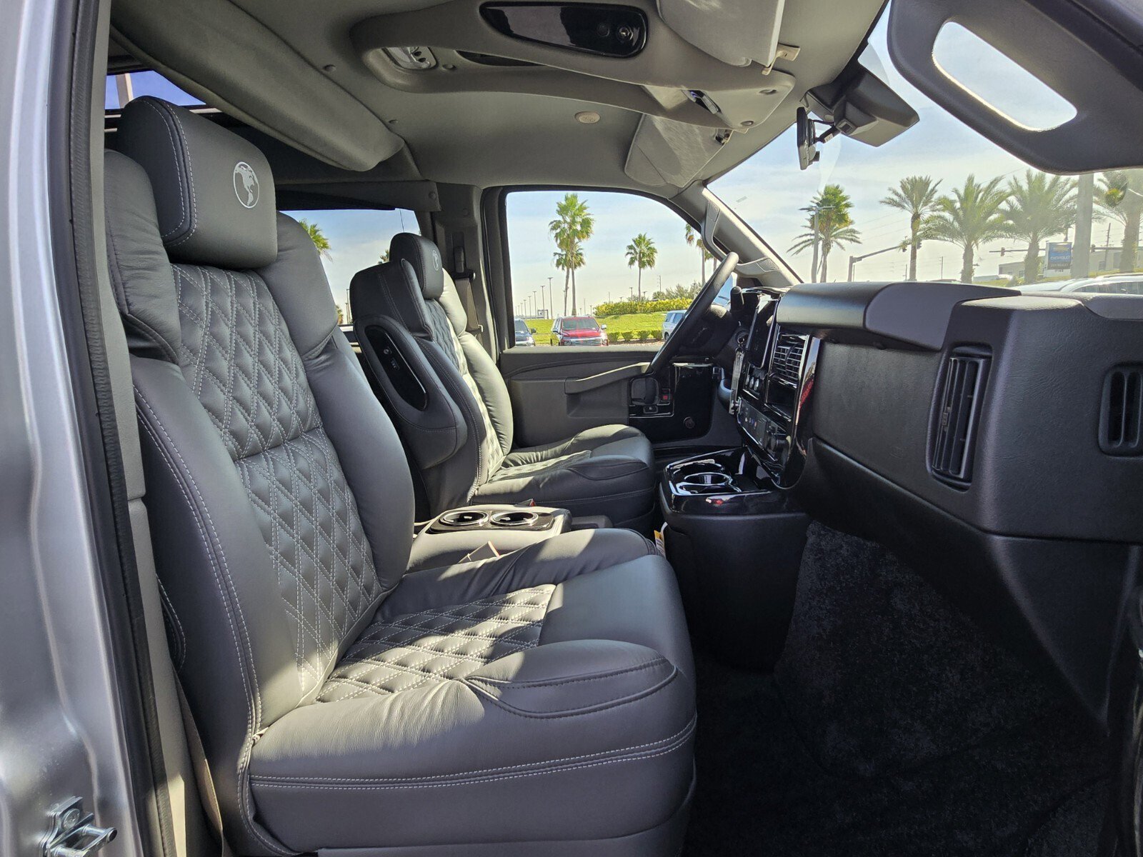 New 2025 Chevrolet Express 2500 Extended image 16