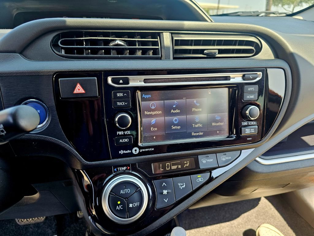 Used 2015 Toyota Prius C image 17