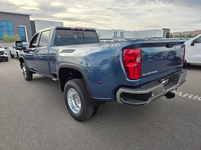 New 2026 Chevrolet Silverado 3500 LTZ w/ LTZ Convenience Package AWD/4WD image 3