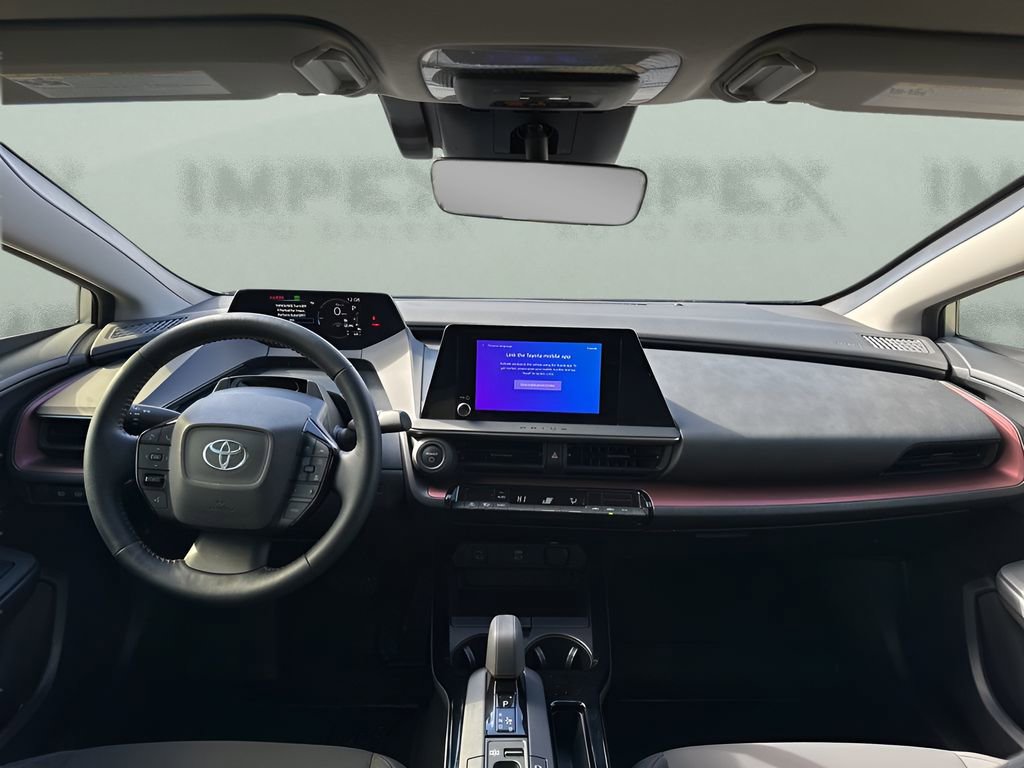 Used 2024 Toyota Prius Prime SE image 11