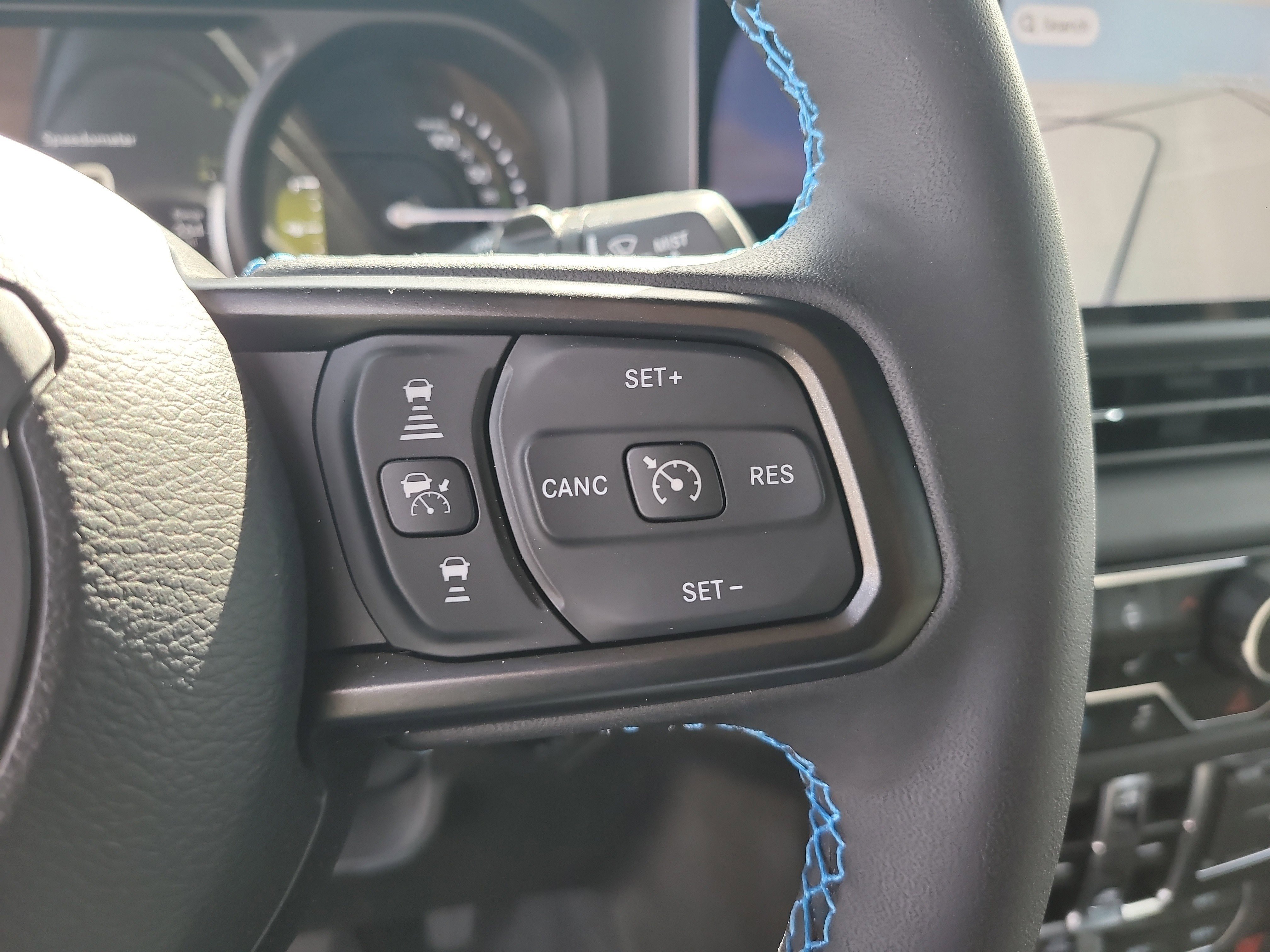 Used 2024 Jeep Wrangler Unlimited Rubicon 4xe image 28