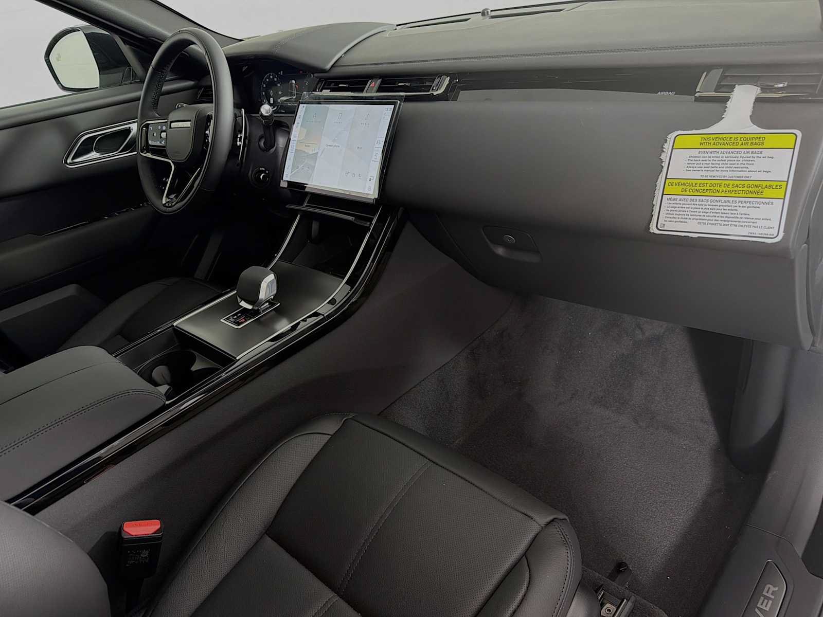 New 2026 Land Rover Range Rover Velar Dynamic SE AWD/4WD image 29