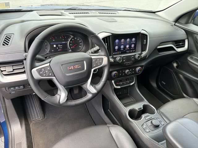 Used 2023 GMC Terrain SLT w/ Infotainment Package II FWD image 25