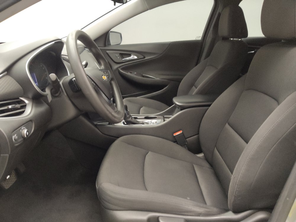 Used 2023 Chevrolet Malibu LS FWD image 17