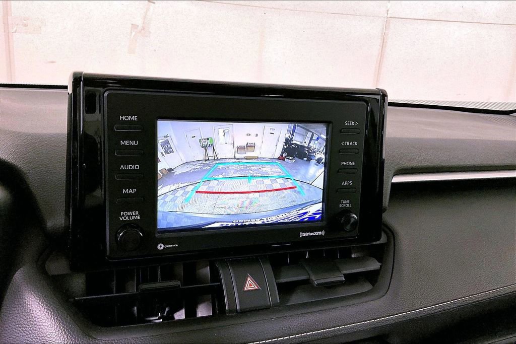 Used 2021 Toyota RAV4 XLE image 21