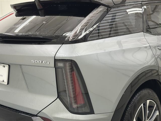 New 2026 Cadillac Optiq Sport 2 image 16