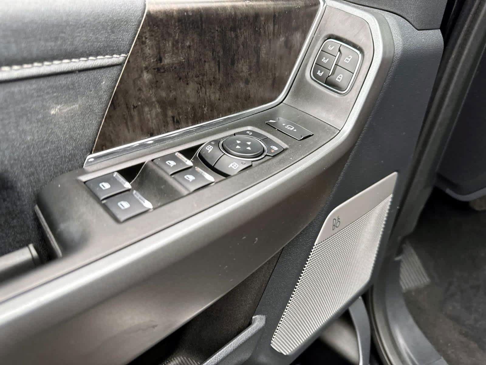 Used 2025 Ford F250 Lariat w/ Chrome Package AWD/4WD image 14